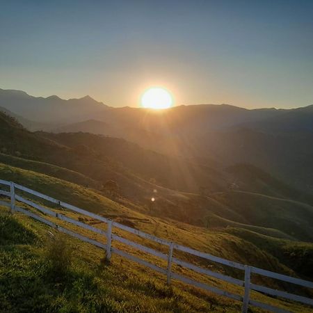 Chales Mirante Pedra Selada Visconde De Maua Eksteriør billede